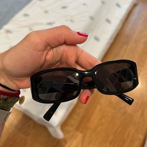 Oliver People’s Y2K Vintage Sunglasses